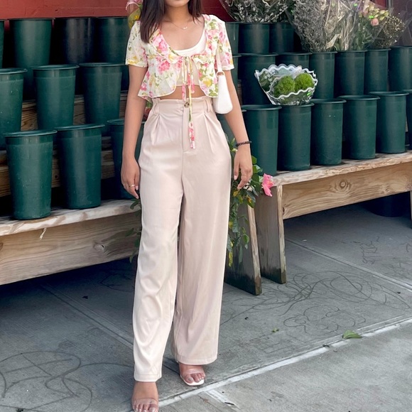 Multi color floral top - Picture 3 of 3